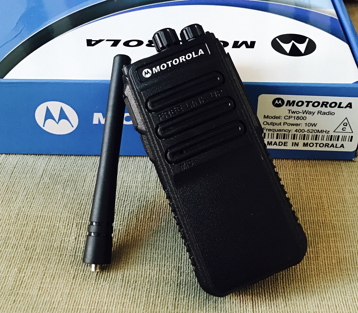 Máy bộ đàm Motorola CP 1800