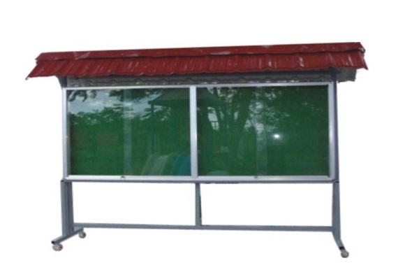 Bảng thông báo cửa kiếng gắn khóa, có mái che BAVICO 120x200cm