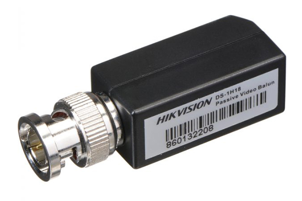 Jack tín hiệu Video Balun HIKVISION DS-1H18