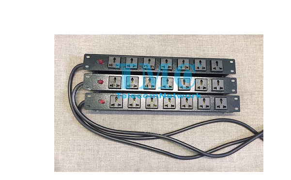 Ổ cắm điện Rack PDU 7 cổng TMC-PDU7C