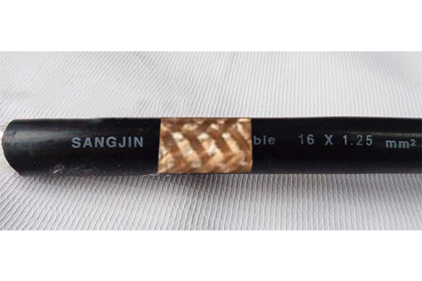 Cáp điều khiển có lưới SangJin 16C x 1.25 SQmm