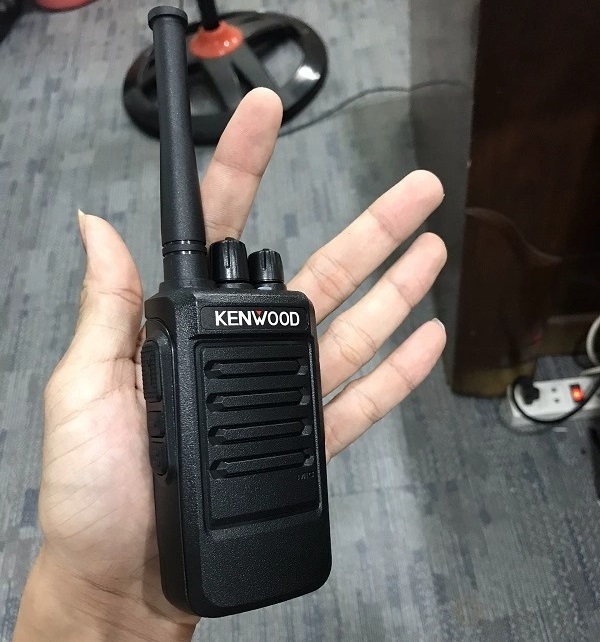 Máy bộ đàm KENWOOD TK270